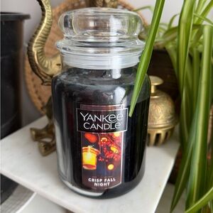 Discontinued Yankee Candle Crisp Fall Night 22 oz Large Jar NEW